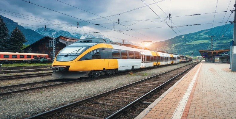 سفر با قطار از تهران به وان ترکیه در مسیر کوهستانی