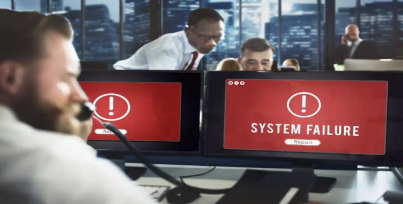 اختلال در سیستمهای کامپیوتری ایرلاین و لغو پرواز به دلیل مشکل نرمافزاری