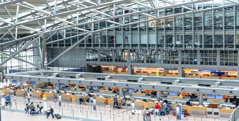 ترمینال های فرودگاه هامبورگ و بخش تحویل بار مسافران